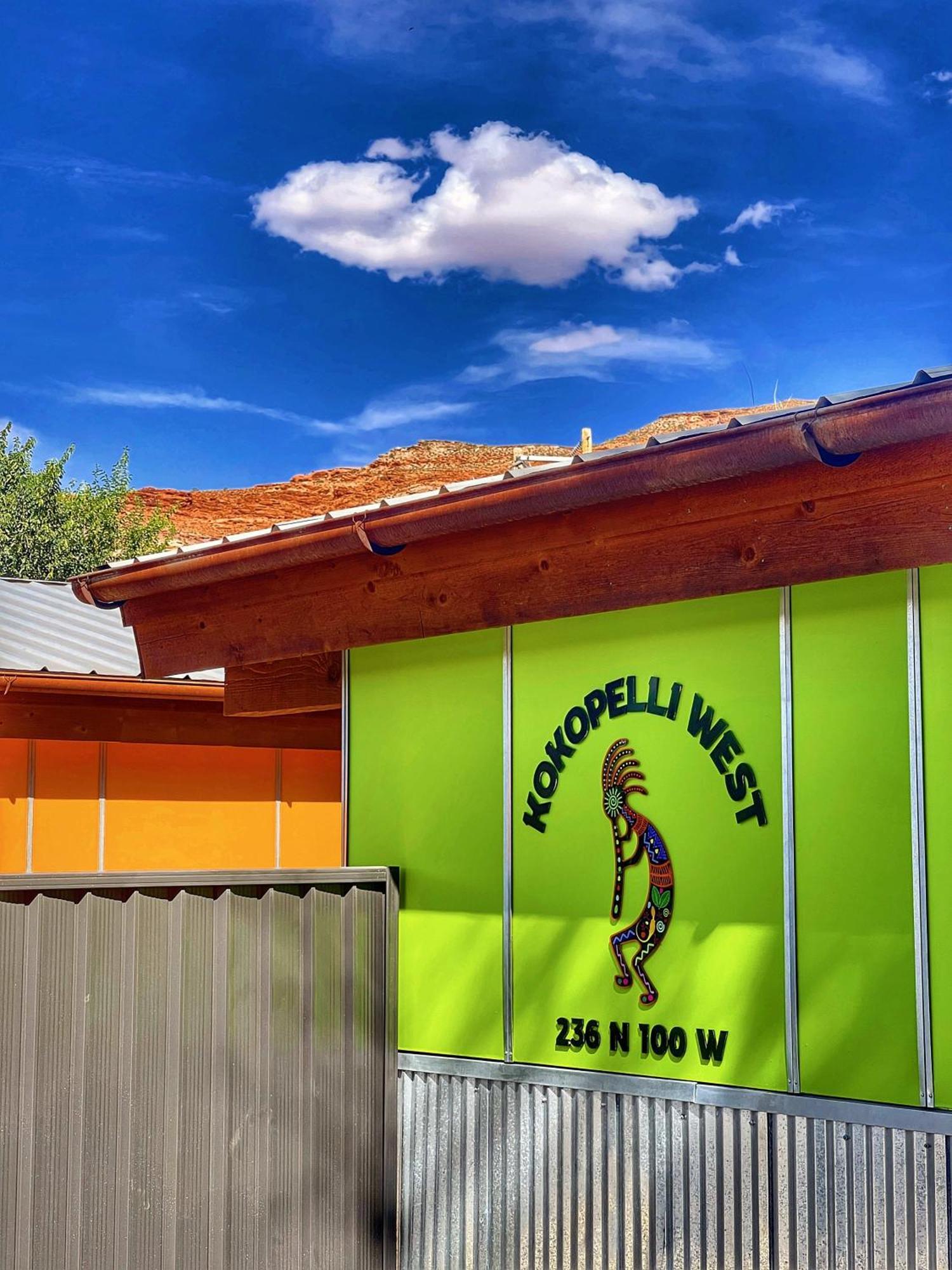 Downtown Kokopelli # 2- Newly Remodeled Stylish Studio モアブ エクステリア 写真